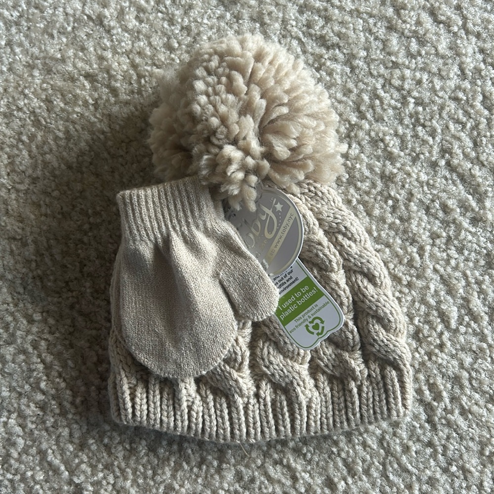 Toby & Me knit hat with matching mittens infant.